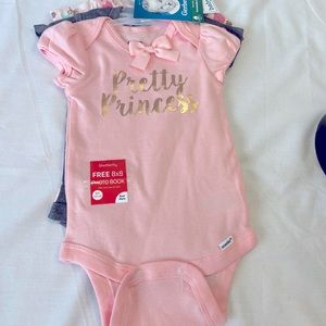 Gerber girls 3 pack onesies